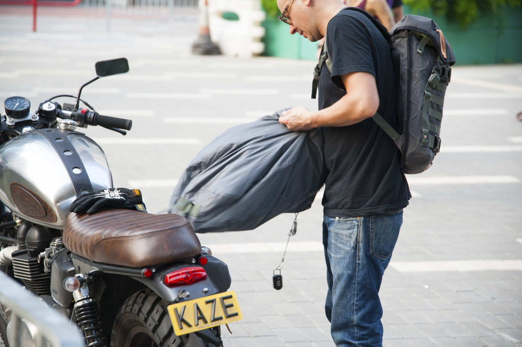 The Helmet Safe Bag - ANGRY LANE