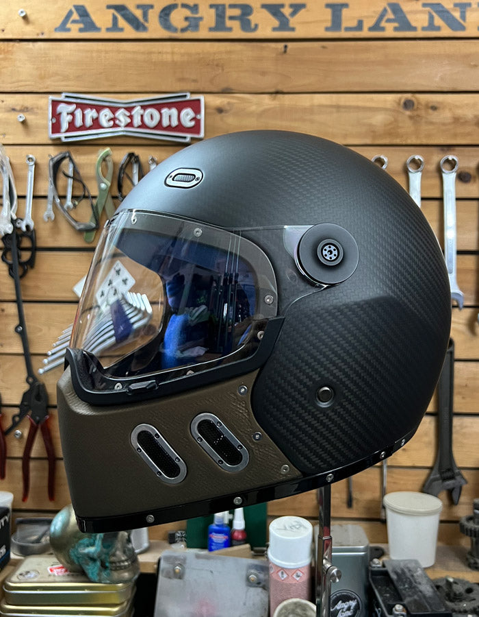 Qwart - ONE-OFF Custom Matte Carbon Matte Bronze - ANGRY LANE